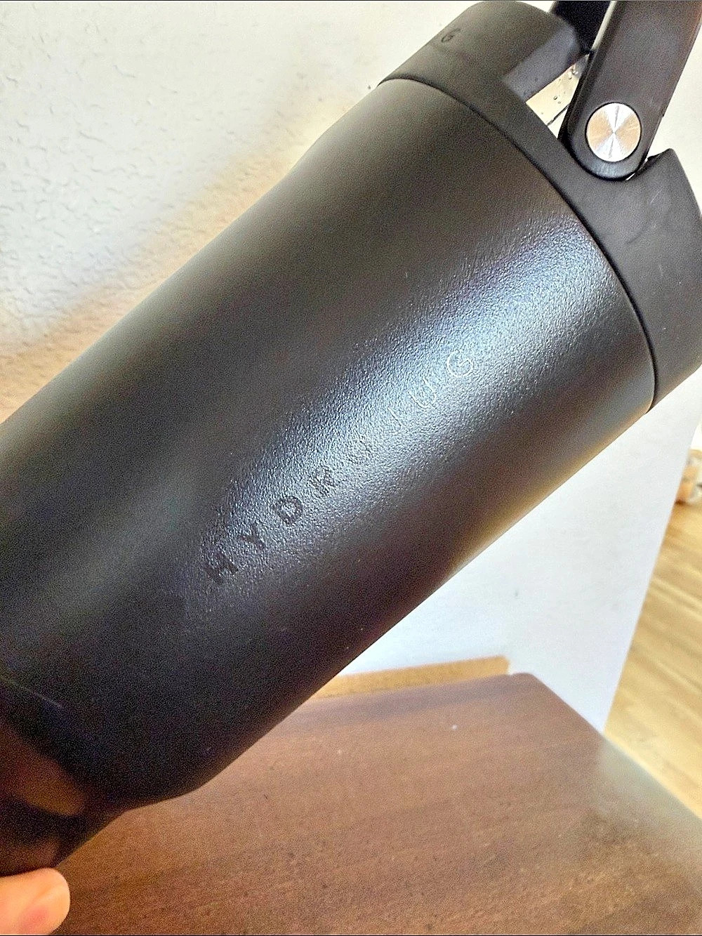 HydroJug Sport 32oz Tumbler Black Water Bottle Like New - Picture 4 of 7